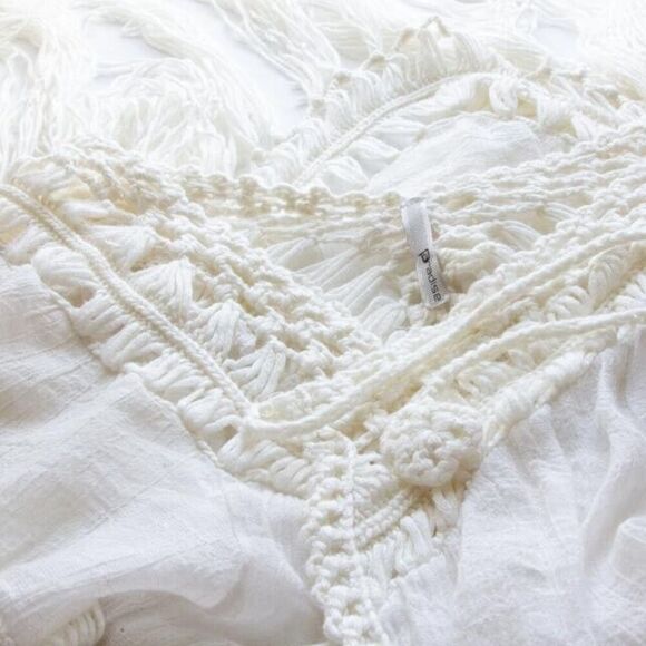 Paradise USA 70s Style Hippie Boho Gypsy Festival Long Crochet Vest Fringes M/L - Picture 7 of 9